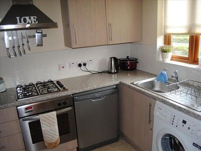 Property photo 3 of 9 Kitchen