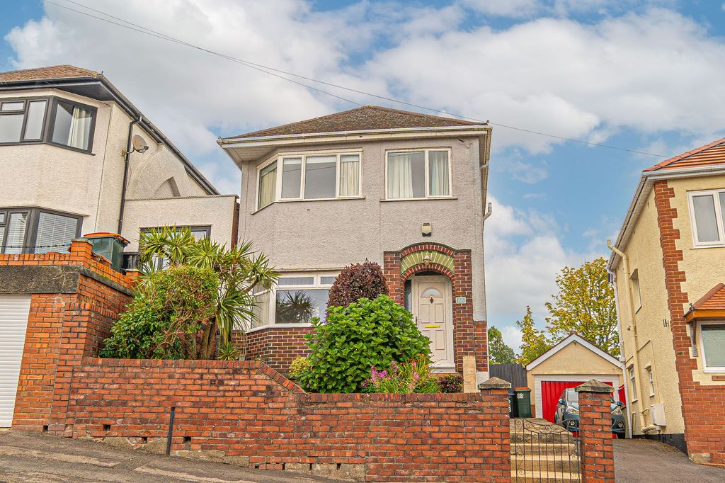 Property photo 1 of 30