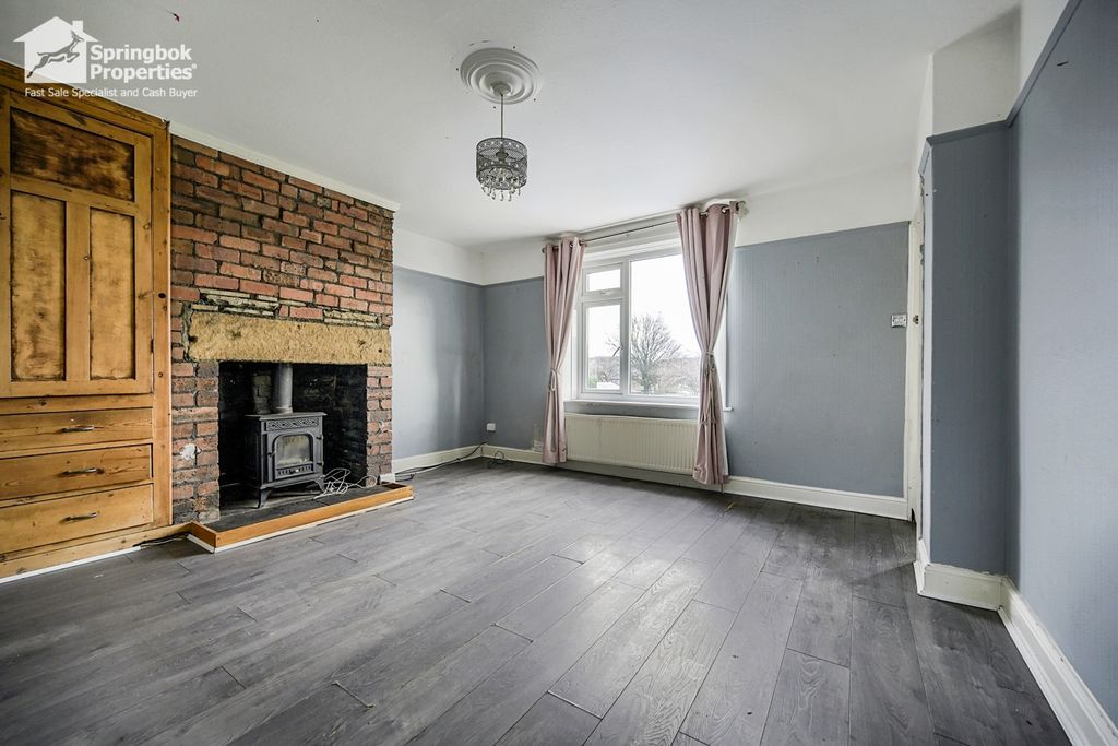 Property photo 2 of 13 Image 1