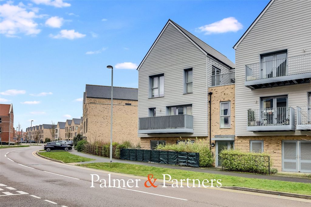 Property photo 2 of 20 Picture No. 21