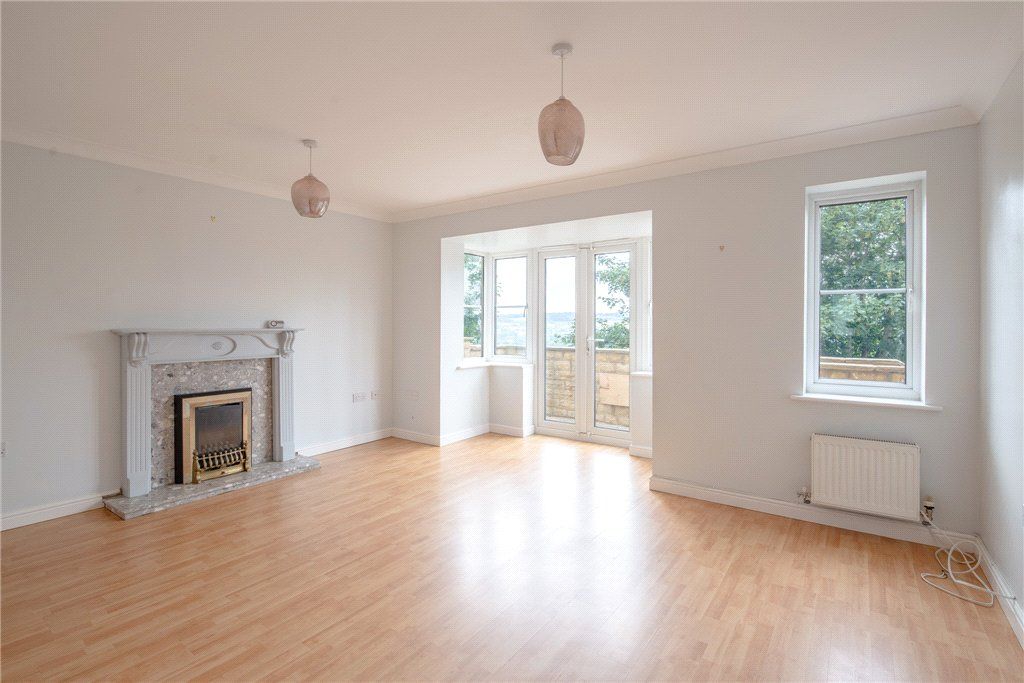 Property photo 2 of 27 Picture No. 38