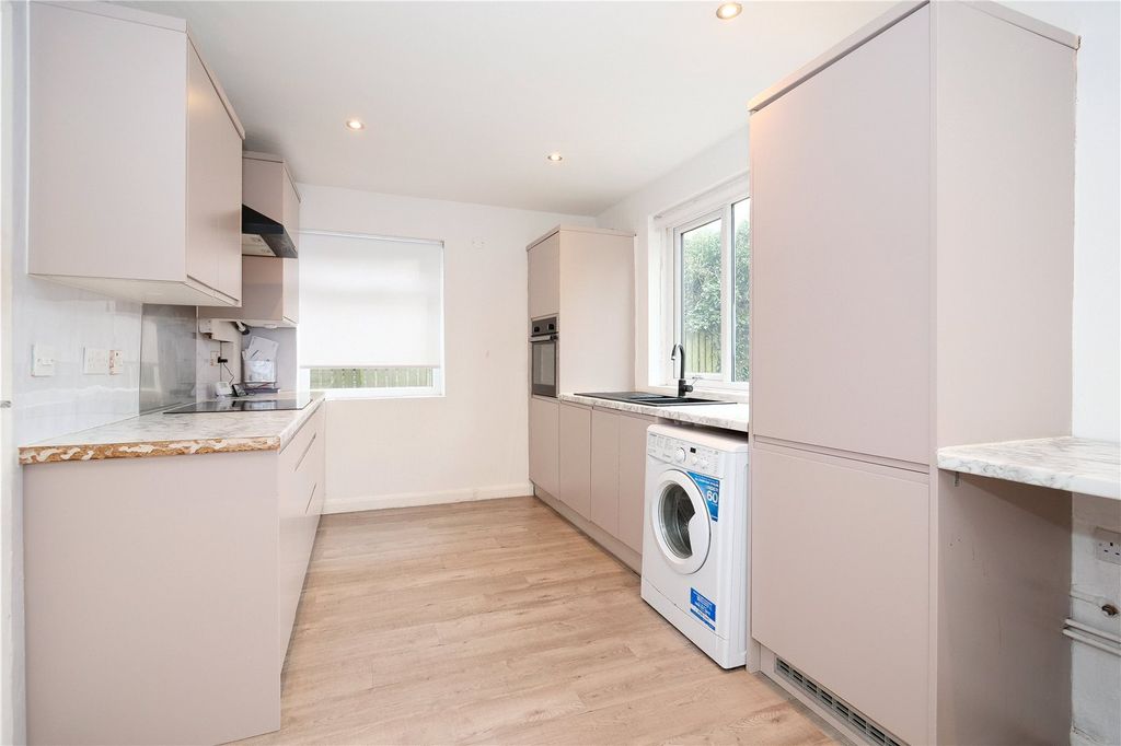 Property photo 3 of 10 Picture No. 16