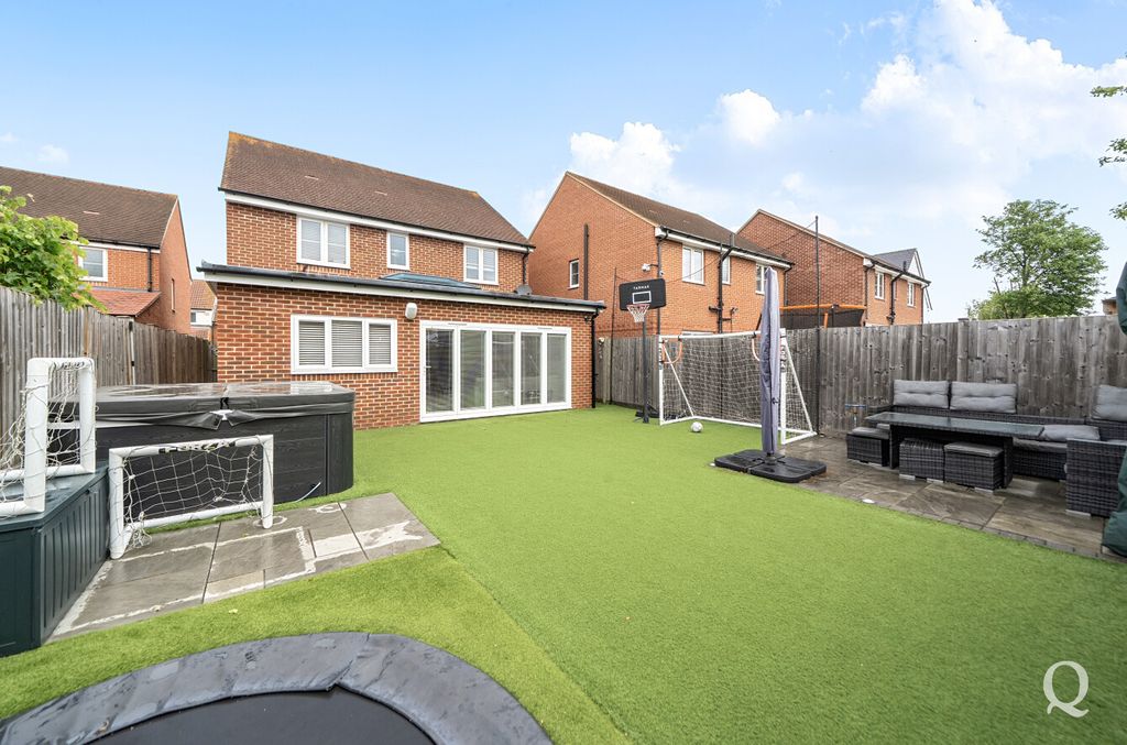 Property photo 3 of 24 c86690ba-0d50-4d0...