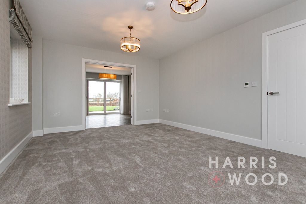 Property photo 3 of 31 4427752