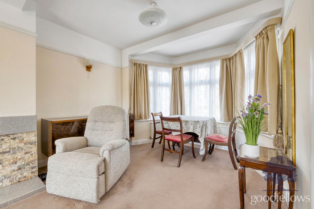 Property photo 3 of 18 Picture No. 09