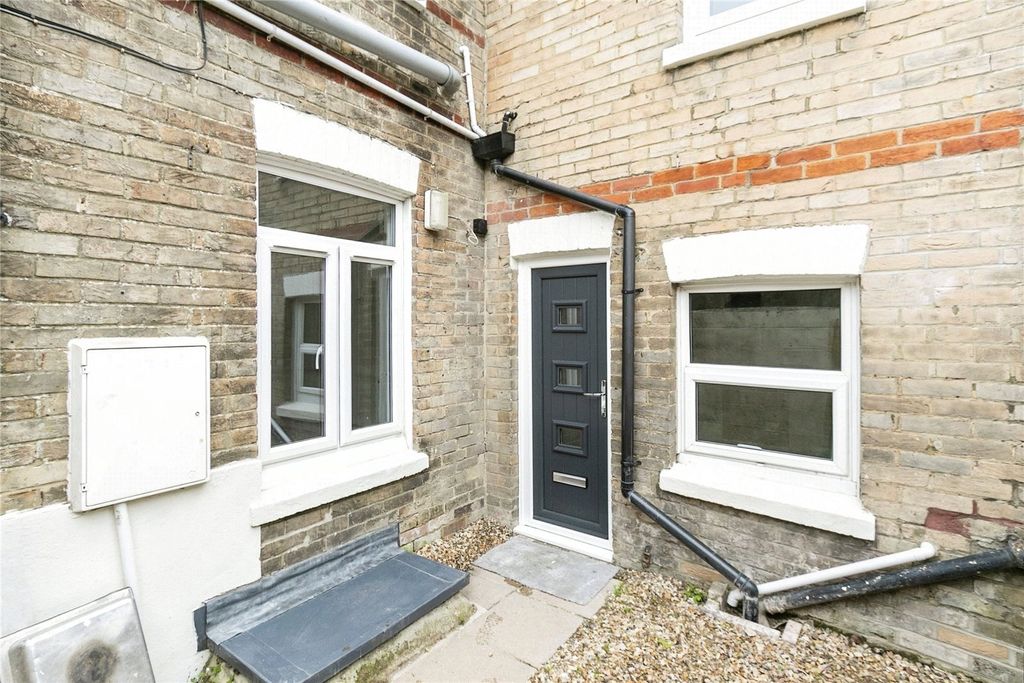 Property photo 2 of 11 Picture No. 04