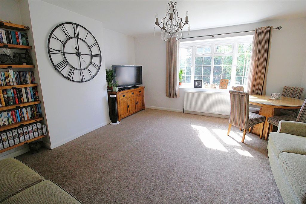 Property photo 3 of 16 Img_4263.Jpg