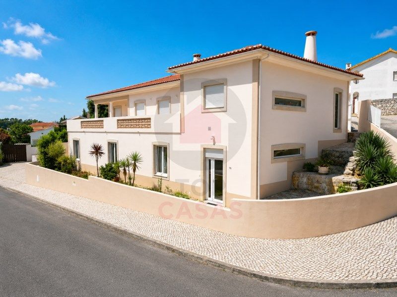 Property photo 1 of 33