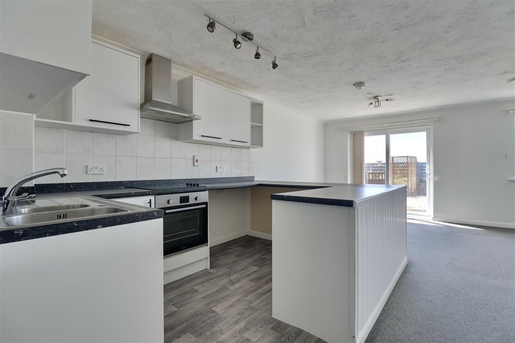 Property photo 2 of 18 3Bd3360E-6Be9-4F4D-9C42-128078142C9B_1_201_A.Jpeg