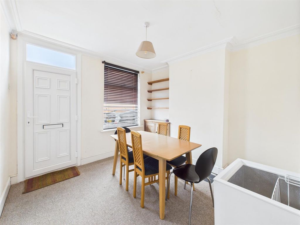 Property photo 3 of 6 Cam04063G0-Pr0095-Still003.Jpg