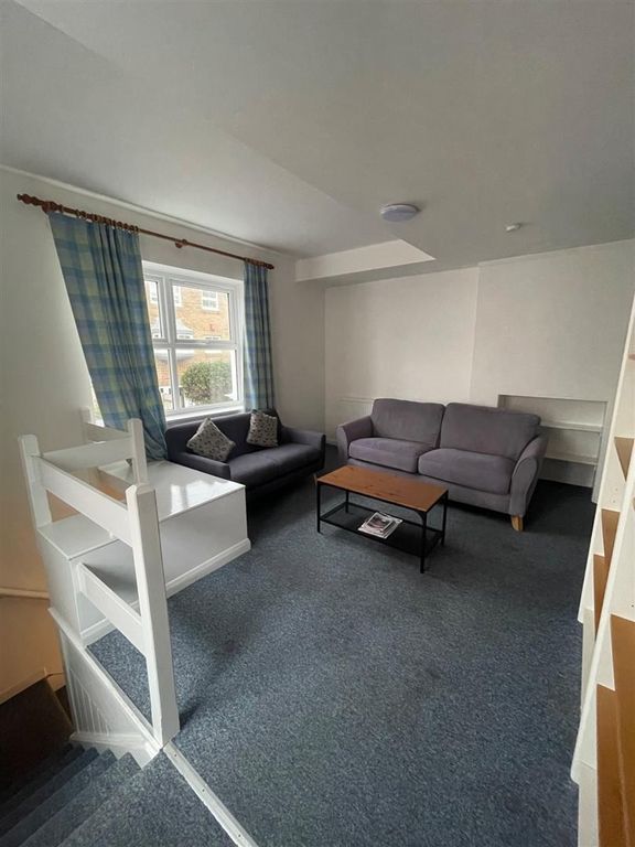 Property photo 1 of 13 4623190