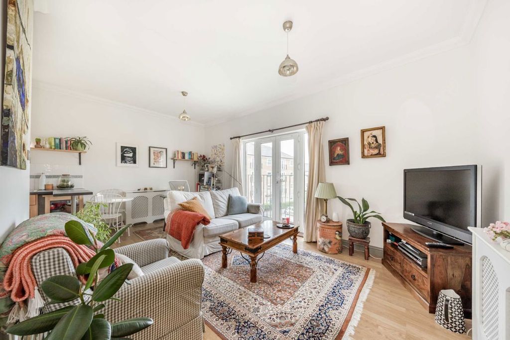 Property photo 2 of 4