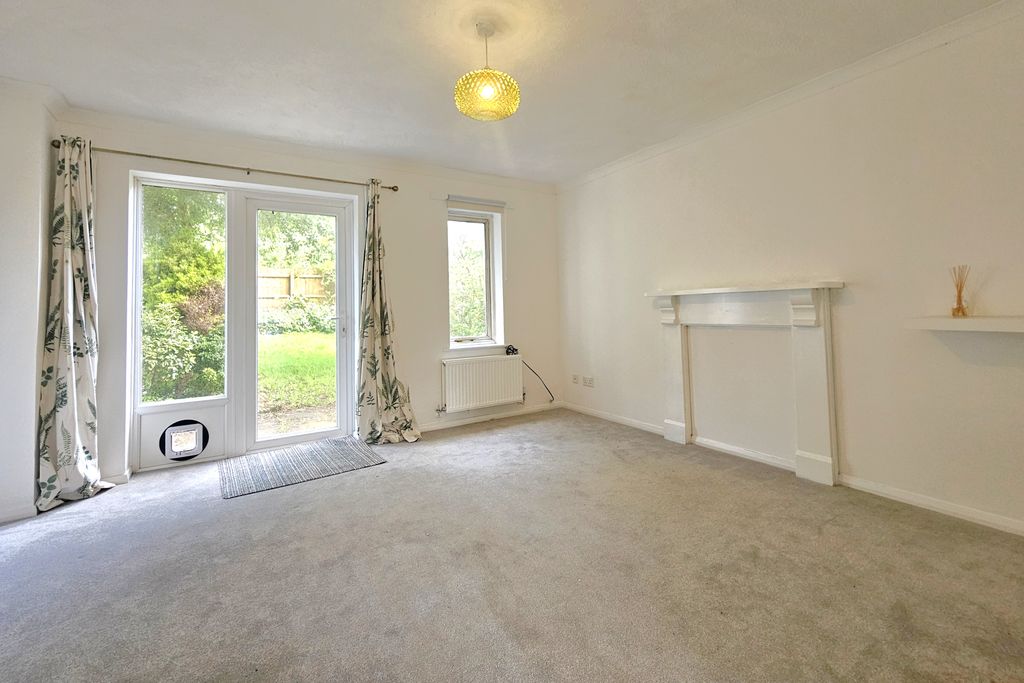 Property photo 3 of 9
