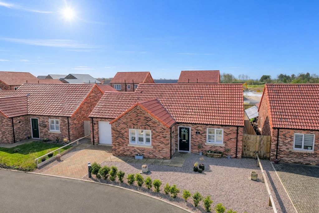 Property photo 1 of 34 2.Jpg