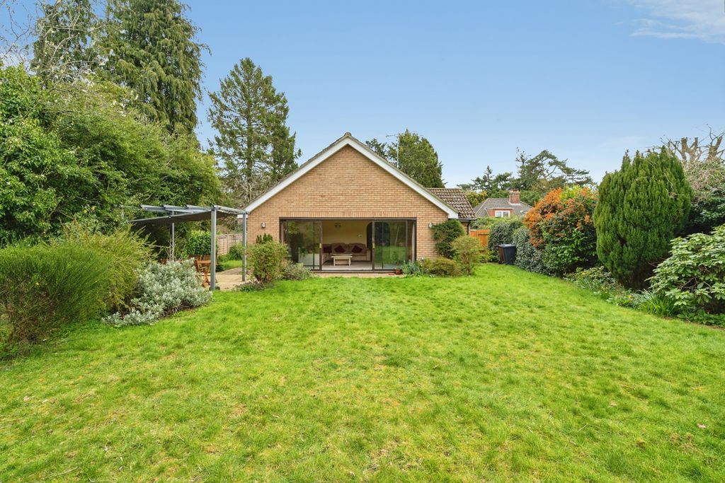 Property photo 2 of 26 Pbox-Img.Jpg