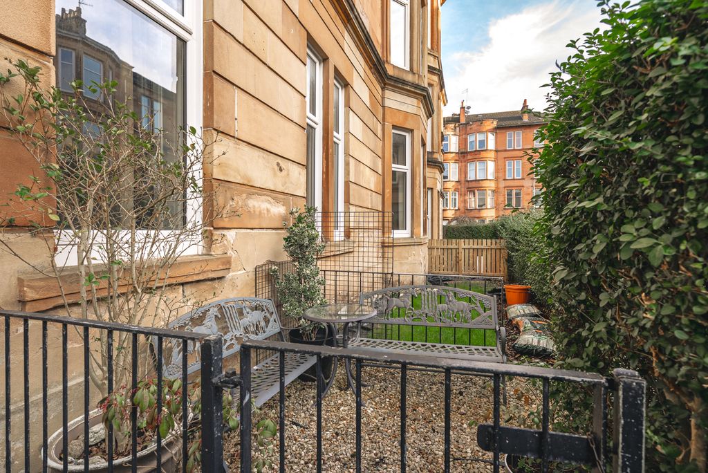 Property photo 3 of 20 Gallery