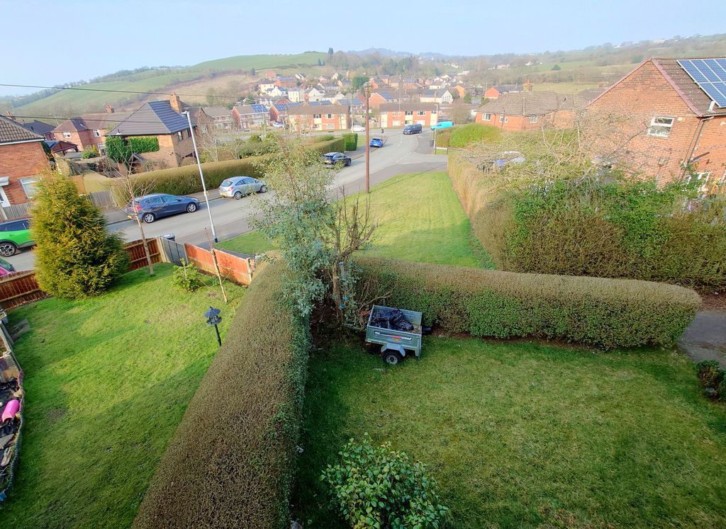 Property photo 3 of 34