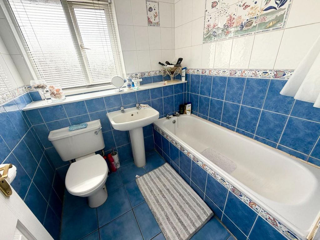 Additional image 15 of 3 bed semi-detached house for saleFernabbey Park, Londonderry BT48