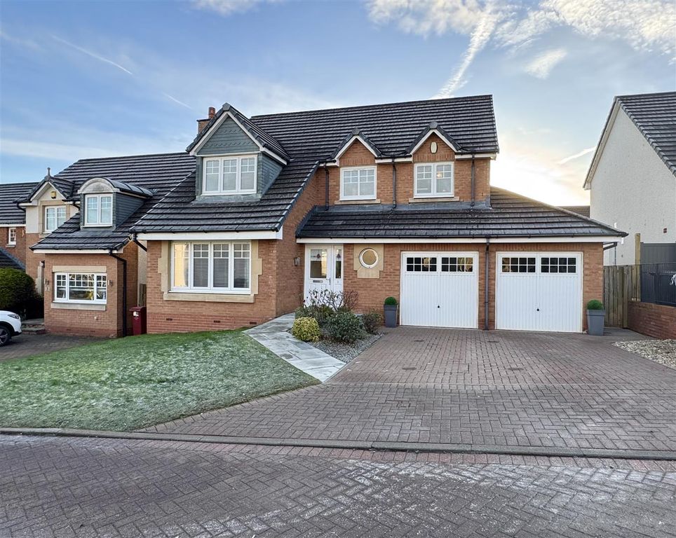 Property photo 1 of 29 External