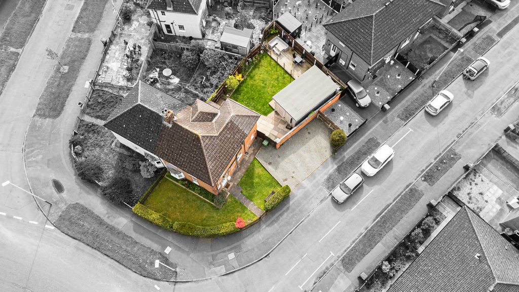 Property photo 2 of 29