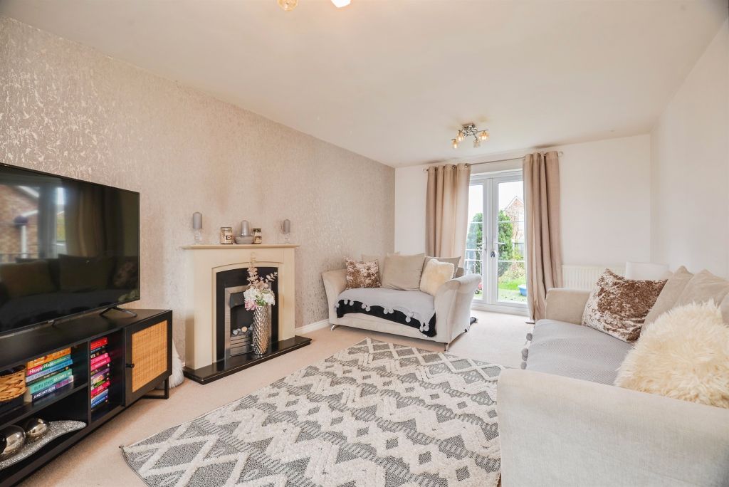 Property photo 3 of 13