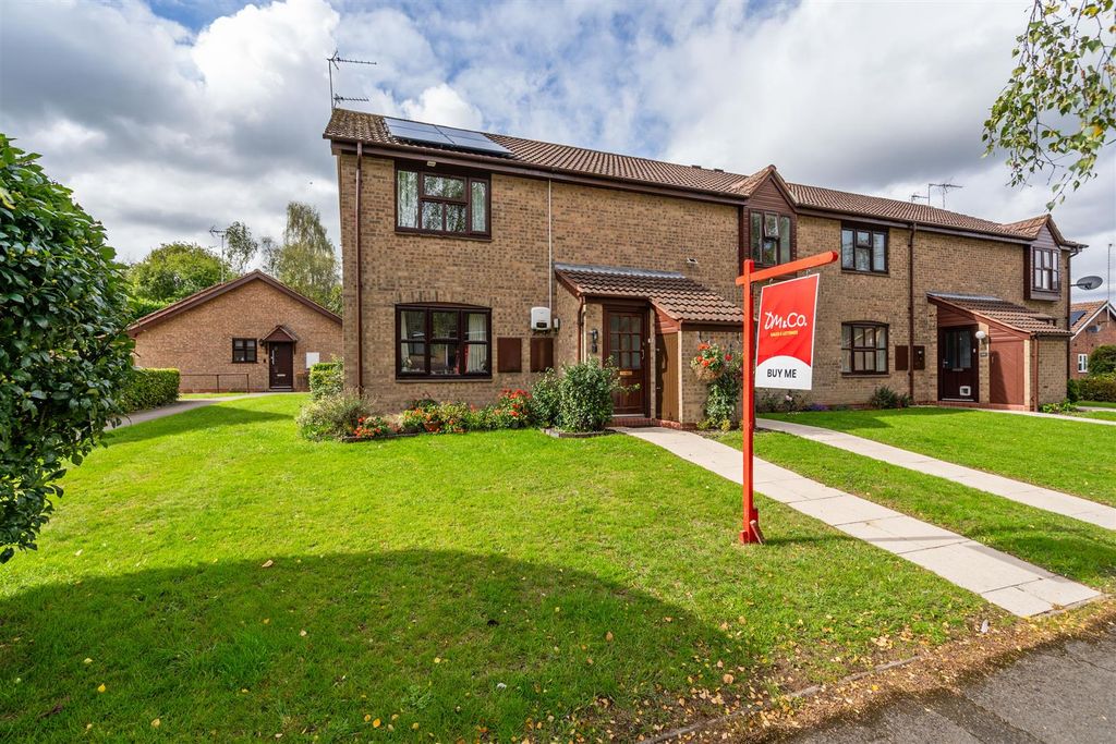 Property photo 1 of 7 95 Poplar Road_8.Jpg