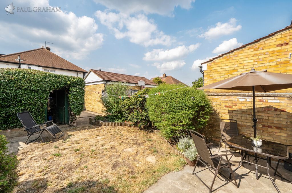 Property photo 3 of 15 80606E5d-2E98-444d-863d-d556Dd9F4c6c