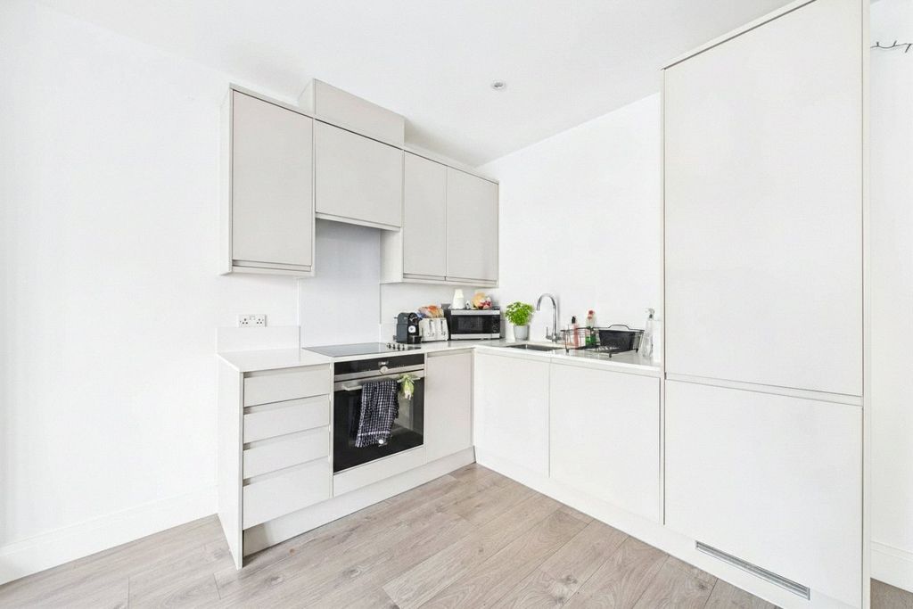 Property photo 2 of 7 Picture No. 39