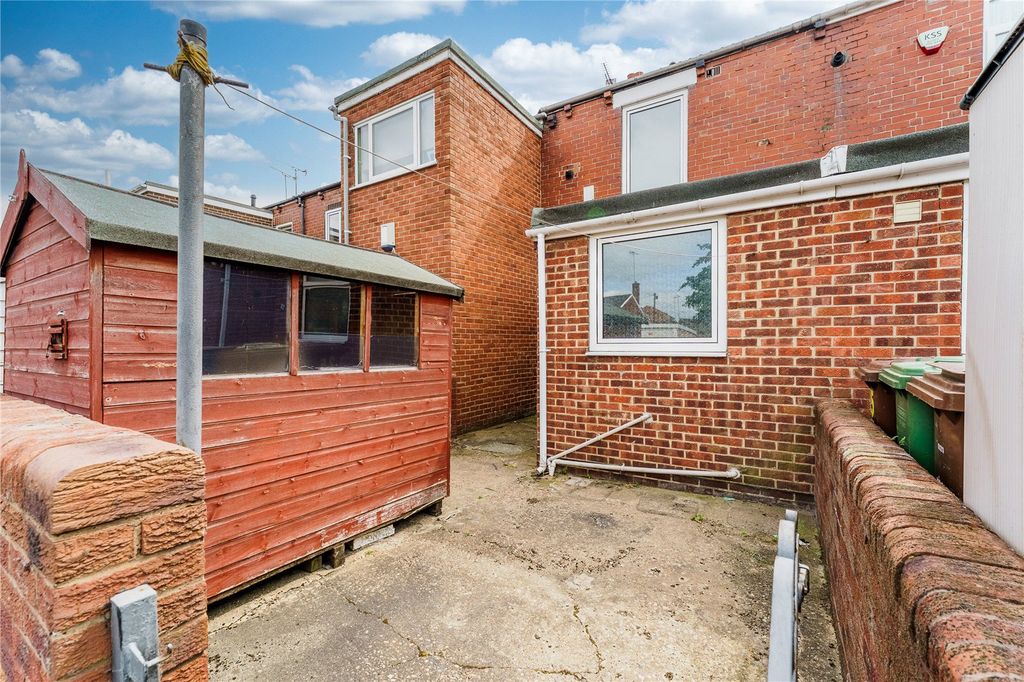 Property photo 2 of 21 Picture No. 28