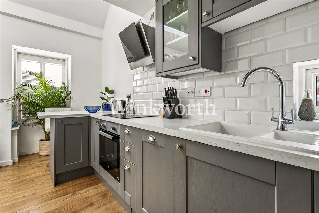 Property photo 3 of 11 Picture No. 07