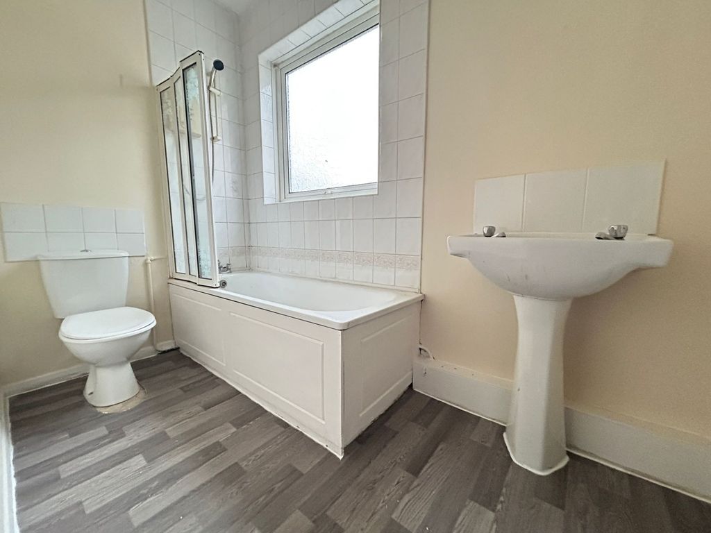 Property photo 3 of 10 94Ac5E45-2Aac-46Dd-8305-628c6Bdd8d52