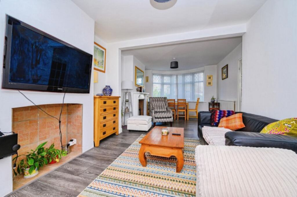 Property photo 2 of 15