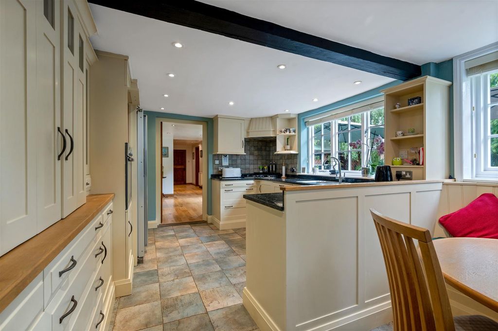 Property photo 2 of 42 Spindlecroft Web Ph-57.Jpg