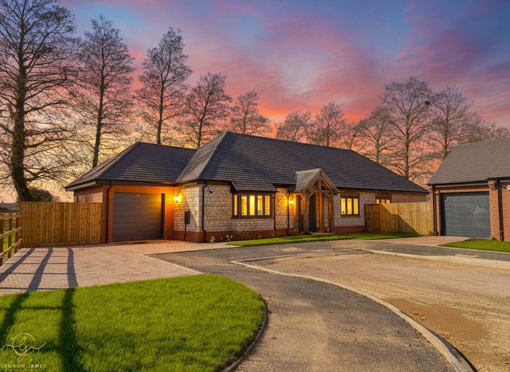 Property photo 1 of 25