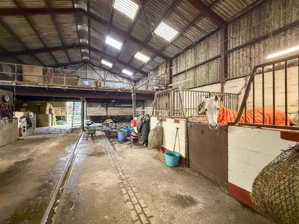 Property photo 3 of 39 Stable Barn