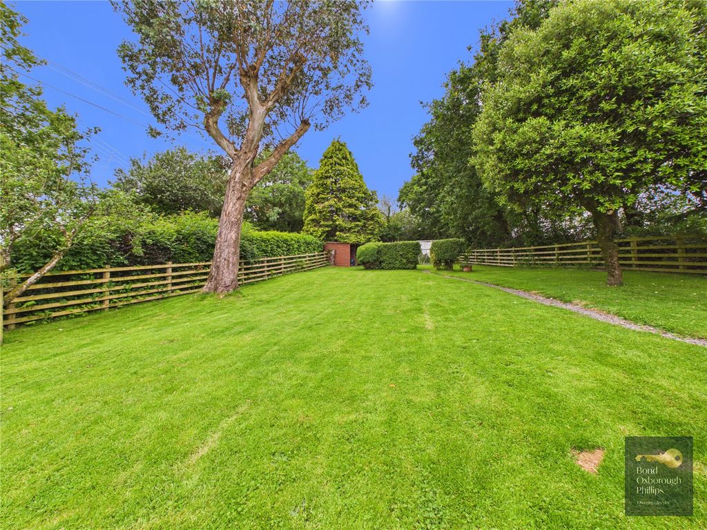 Property photo 2 of 47 Picture No. 54