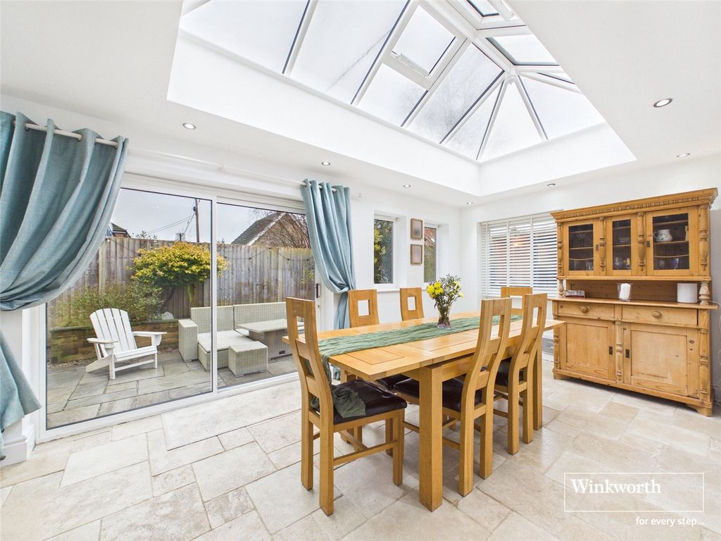 Property photo 2 of 27 Picture No. 59