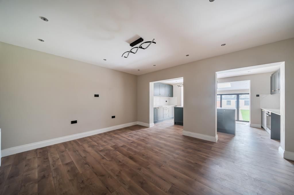 Property photo 3 of 22 Reception Room