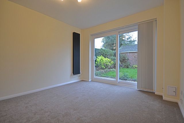 Property photo 2 of 9 Living Room