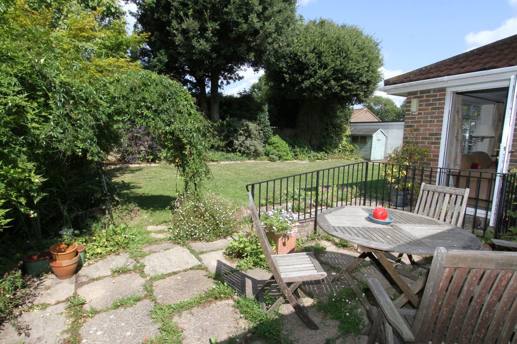 Property photo 2 of 18