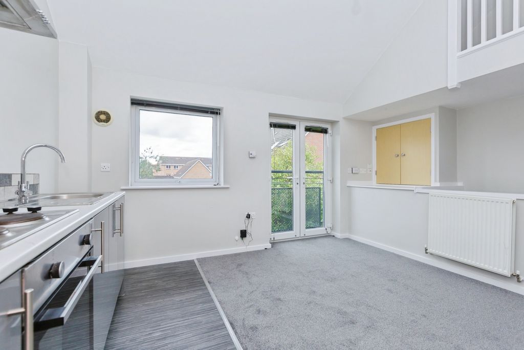 Property photo 2 of 16 Photo