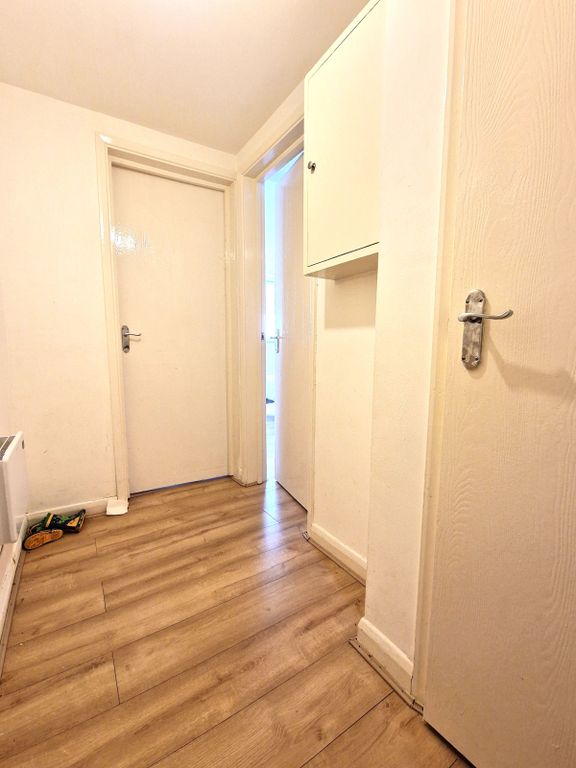 Property photo 3 of 10 Gallery