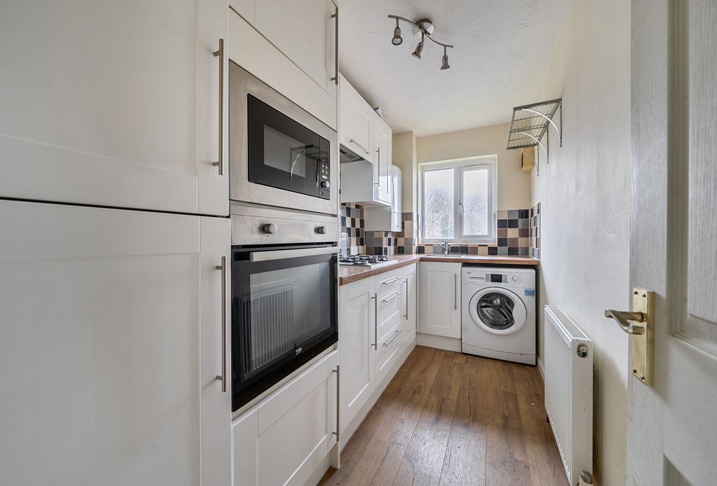 Property photo 3 of 10 Picture 3