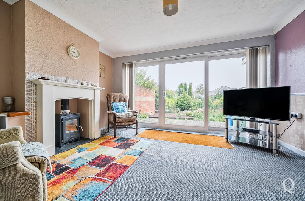 Property photo 2 of 20 6A3841A5-c270-49E...