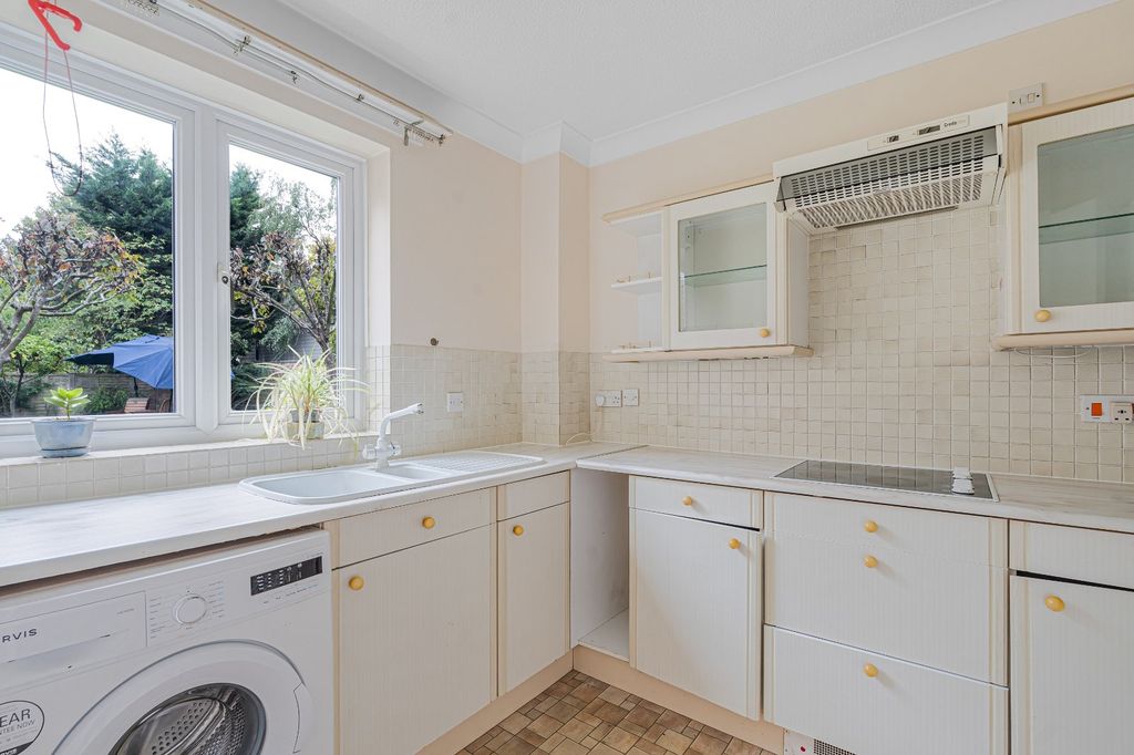 Property photo 2 of 15 Kitchen