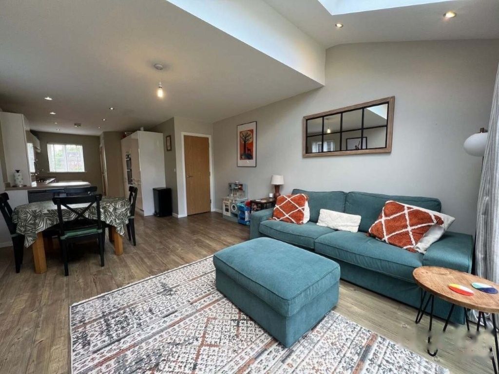 Property photo 3 of 16 03-Living-Dining-Towards-Kitchen