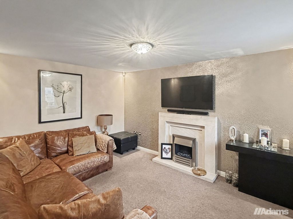 Property photo 2 of 26