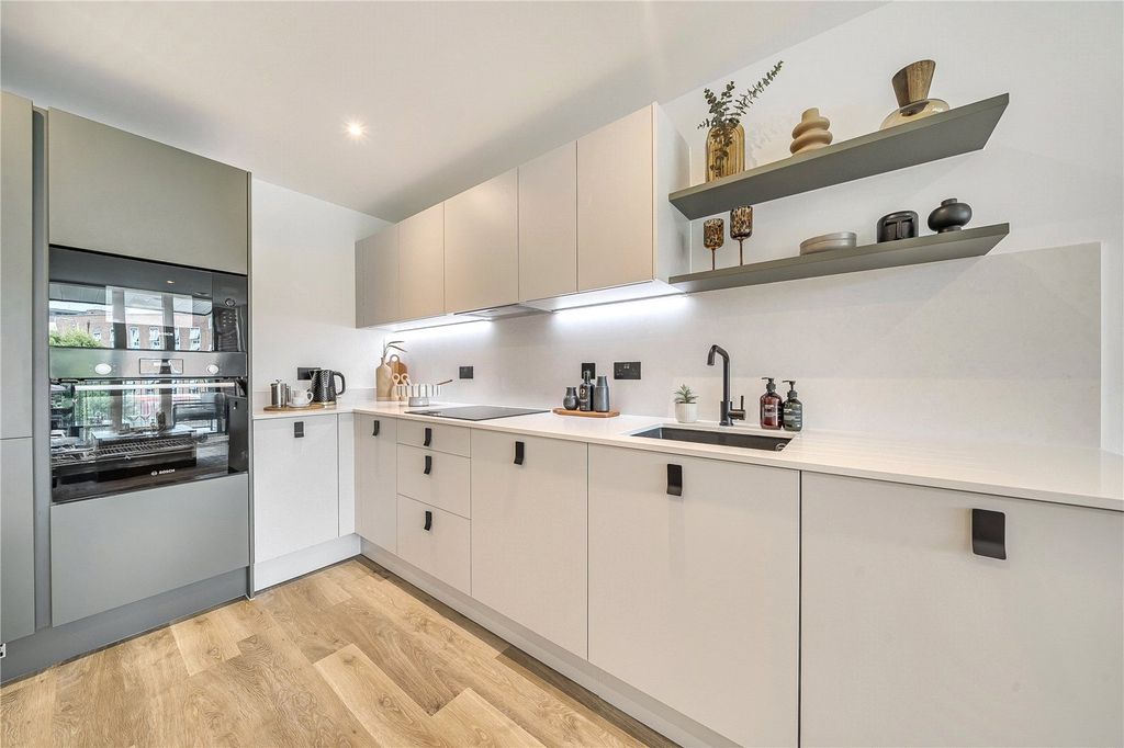 Property photo 3 of 10 Picture No. 23