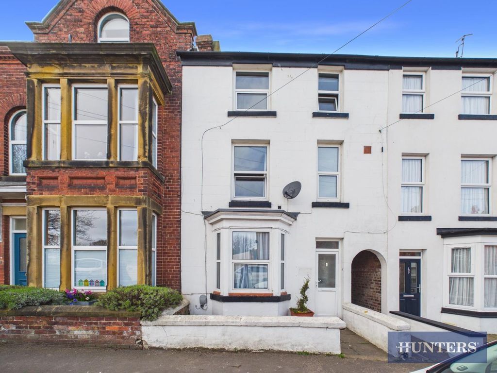 Property photo 1 of 20 Front