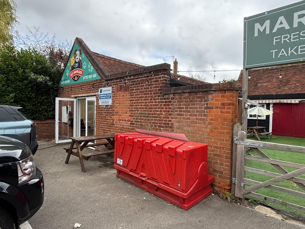 Property photo 3 of 22 Office/Shop